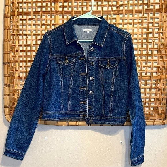 Chiqle medium wash waist crop denim jean jacket size medium - Picture 1 of 8